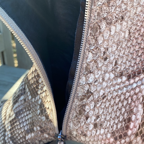 Boots - Picture 7 of 17